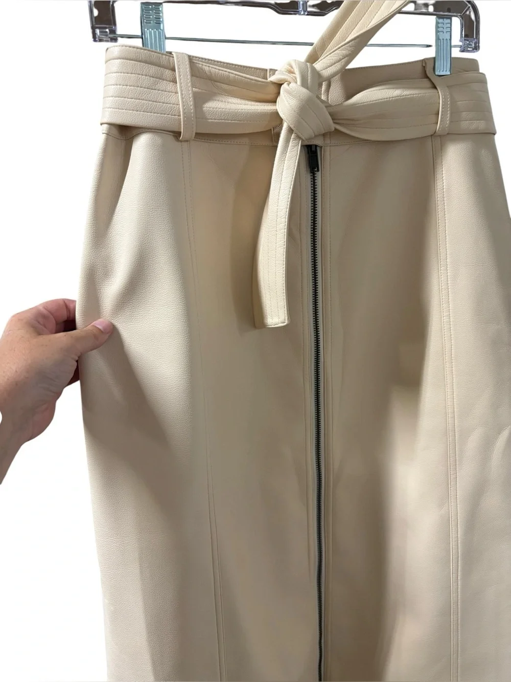 Marie Oliver Cream Tie-Waist Faux Leather Midi Skirt with Front Zip Size‎ 4
